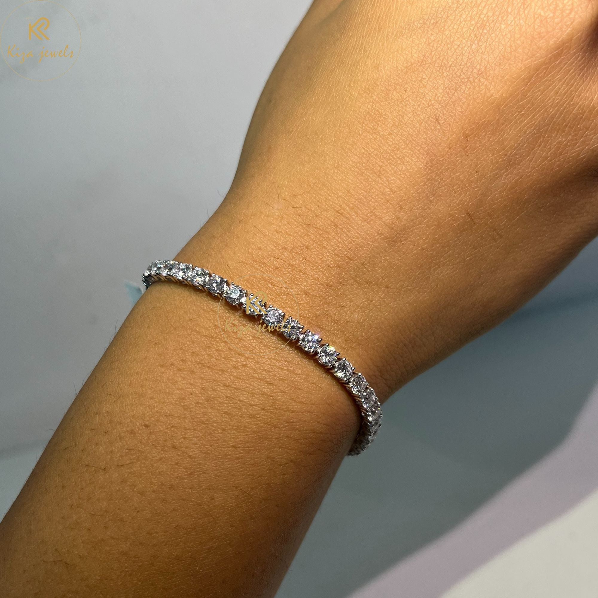 2.915 TDW Round Cut Diamond Tennis Bracelet