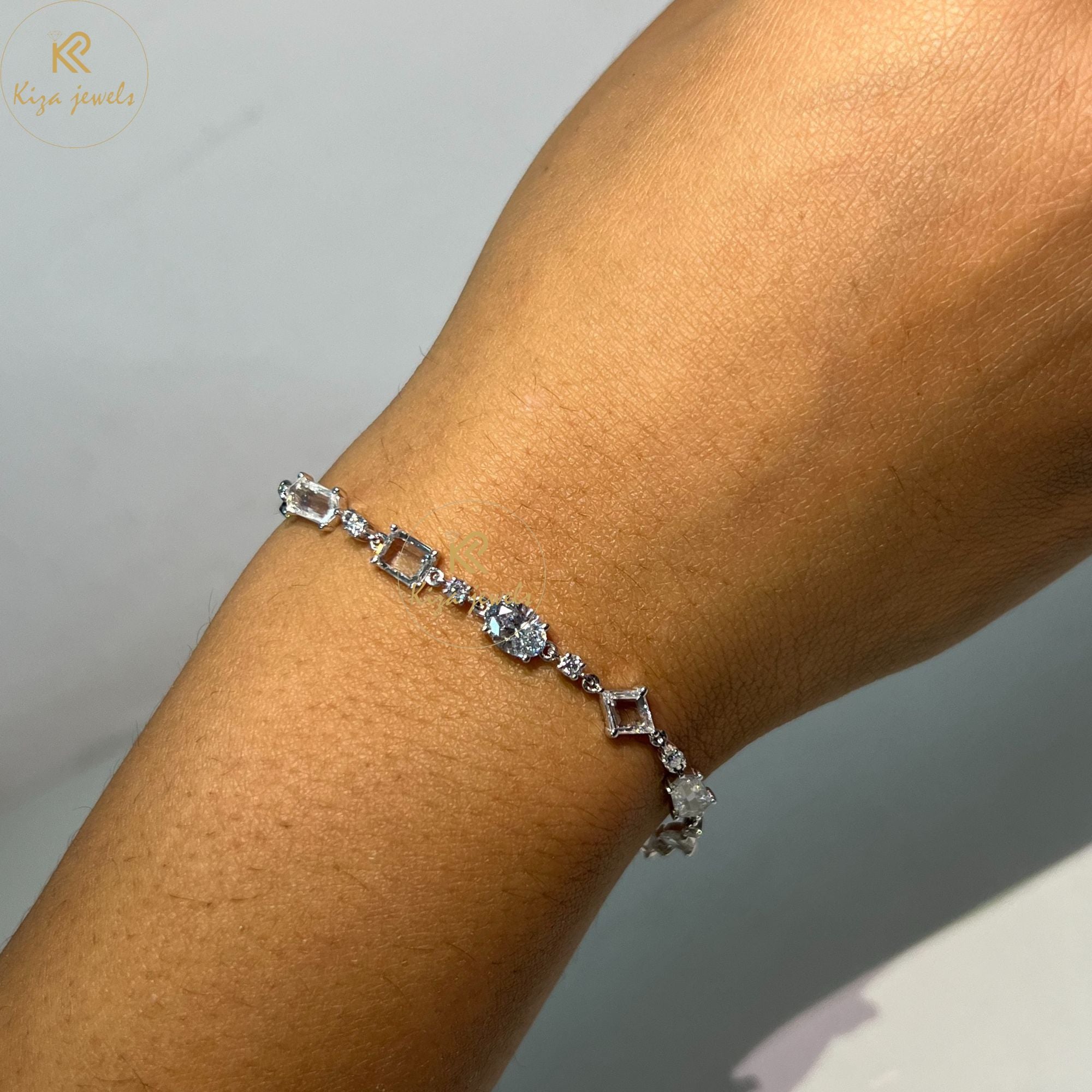 5.42 TDW Rose Cut, Oval & Round Cut Diamond Slider Bracelet