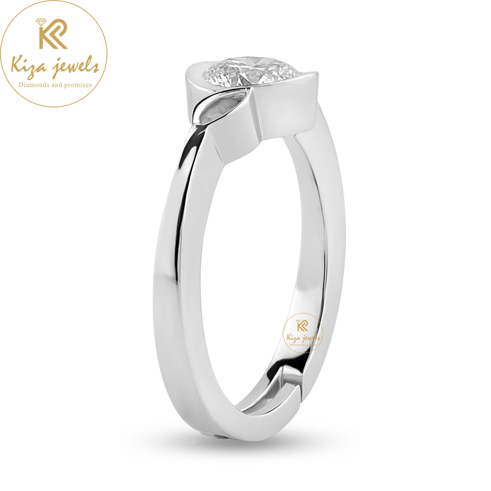 0.97 TDW Round Cut Women's Solitaire Diamond Ring