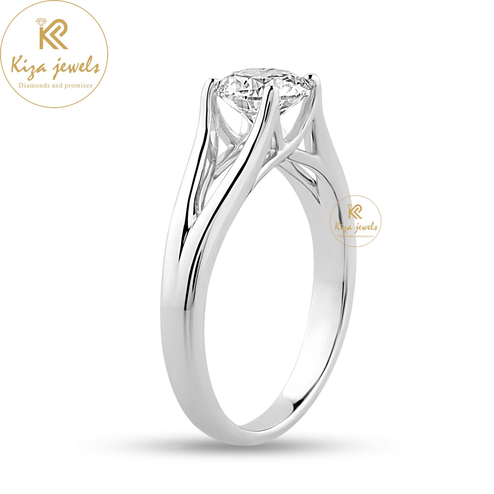 0.92 TDW Round Cut Women's Solitaire Diamond Ring