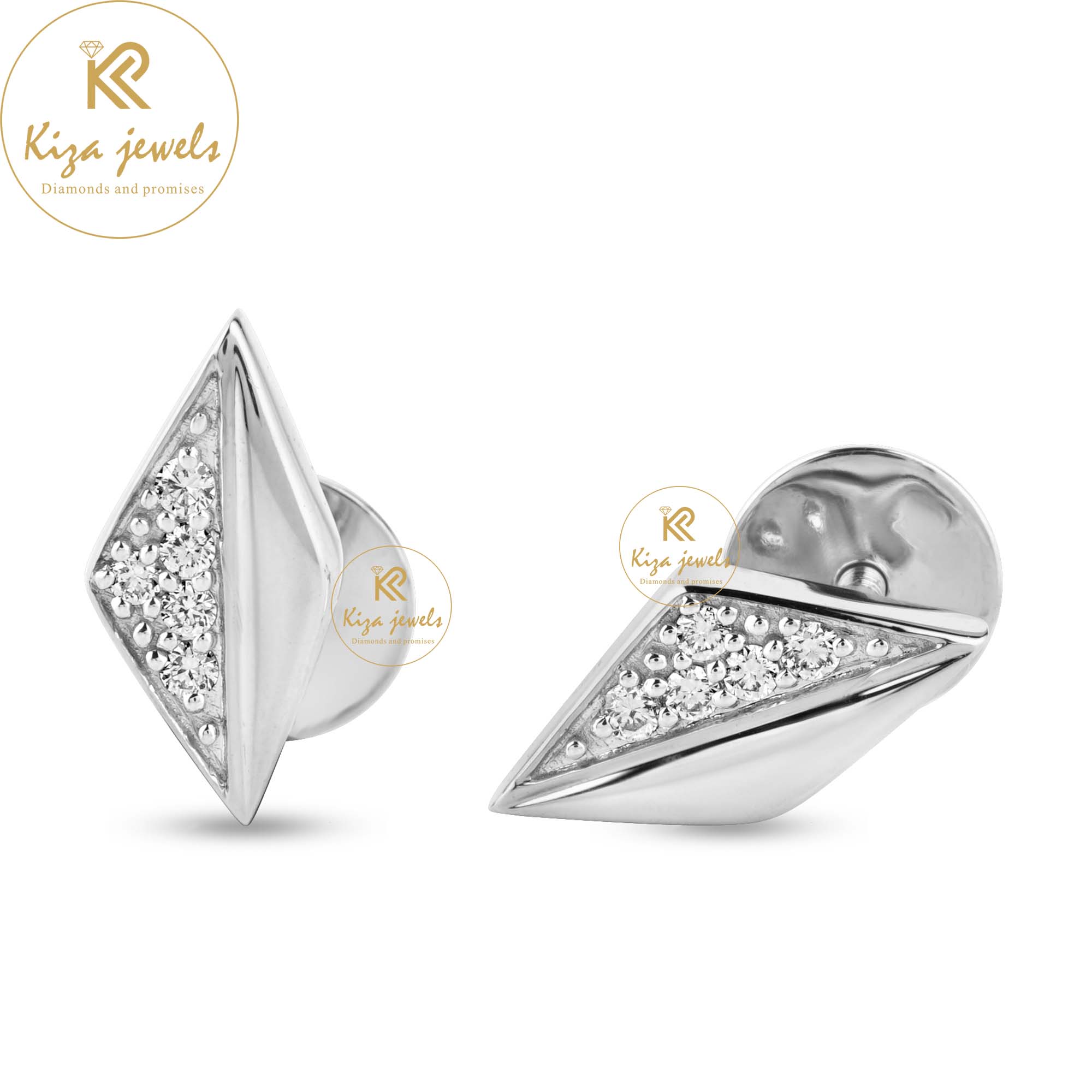 0.104 TDW Round Cut Diamond Stud Earring