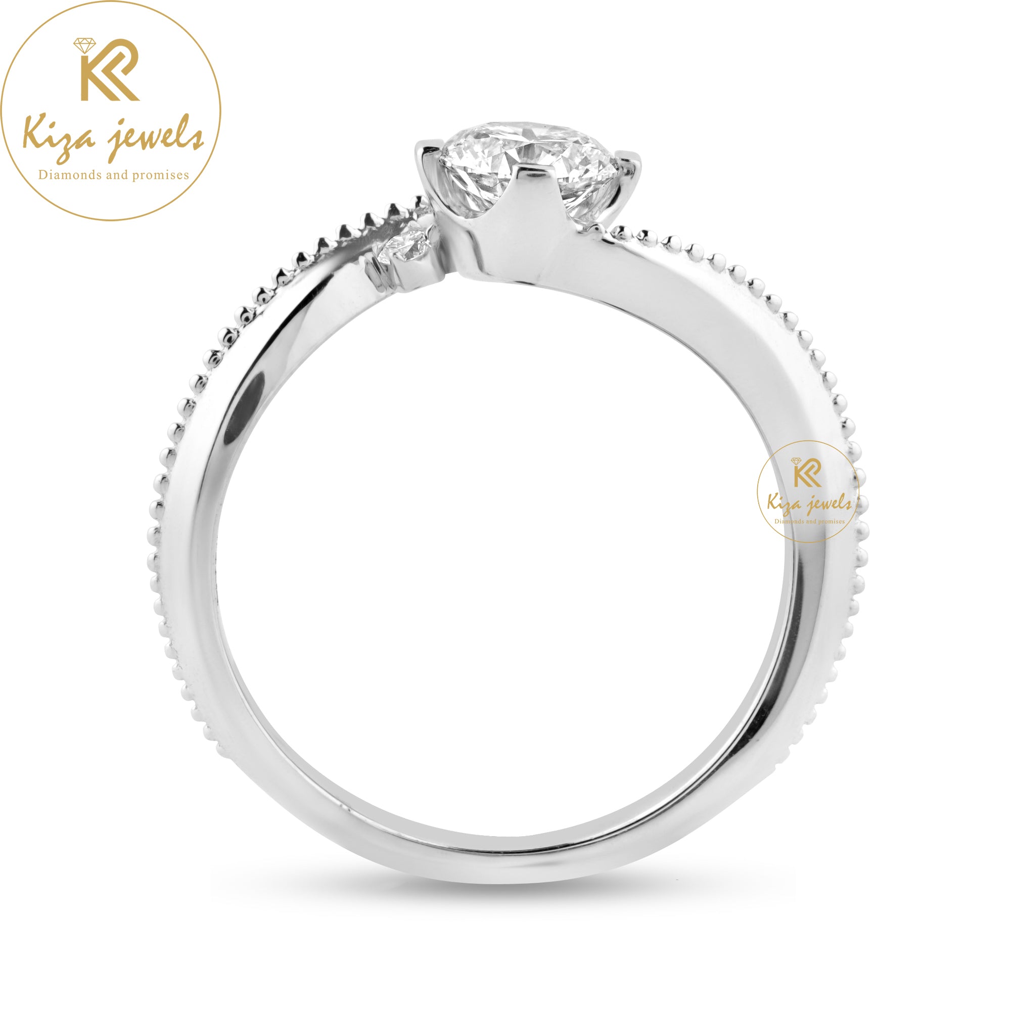 0.71 TDW Round Cut Women's Three Stone Diamond Ring